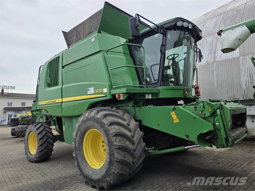 John Deere T670 Зерноуборочные комбайны