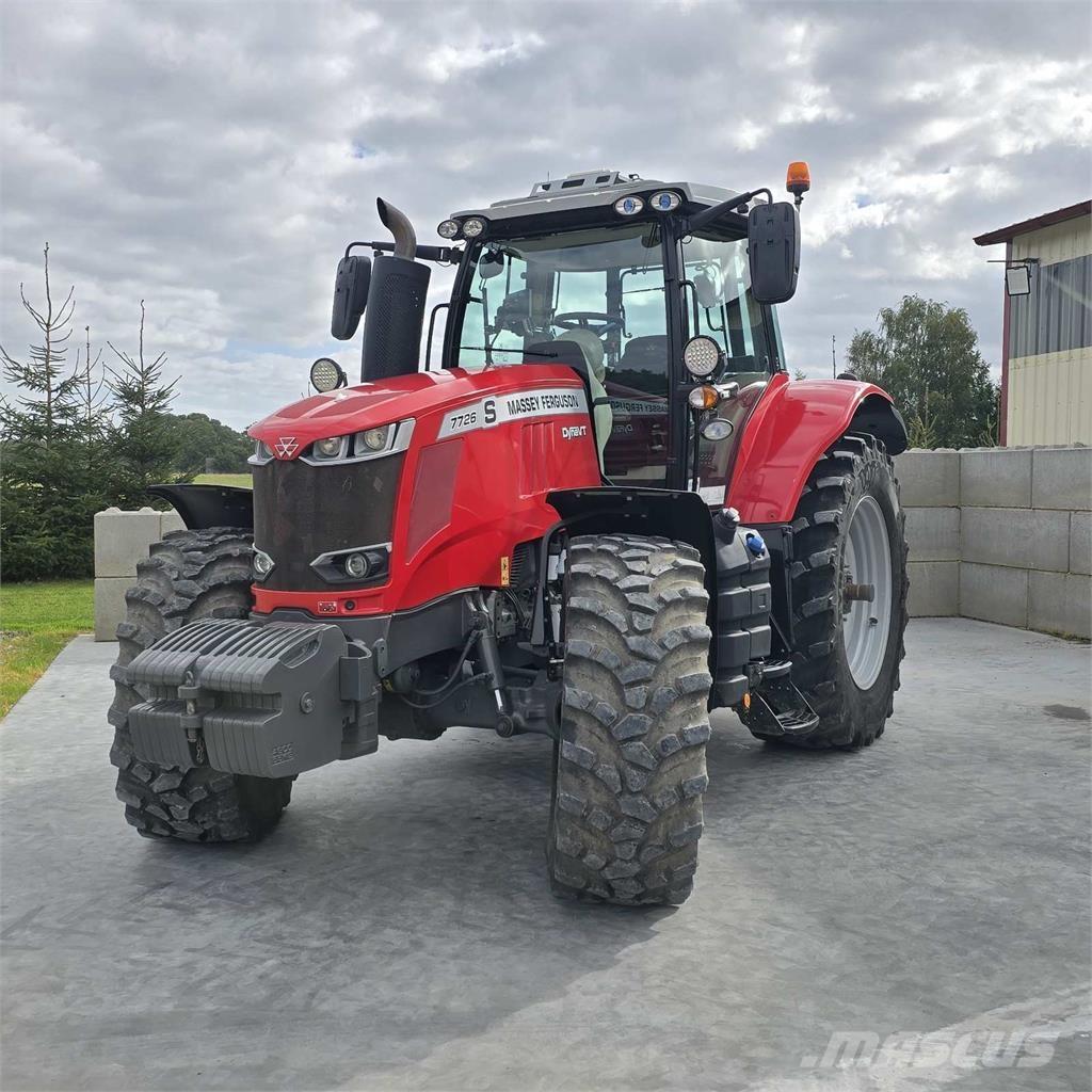 Massey Ferguson 7726 Трактора