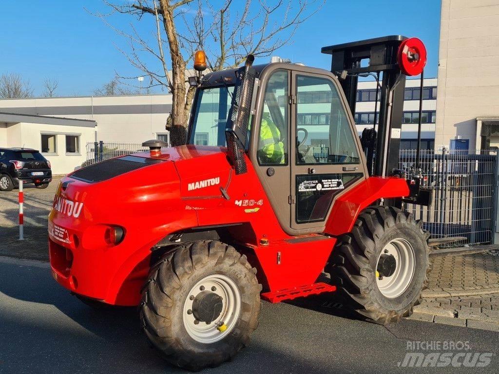 Manitou M50.4 Внедорожные погрузчики