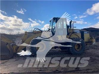 CAT 966G Фронтальные погрузчики