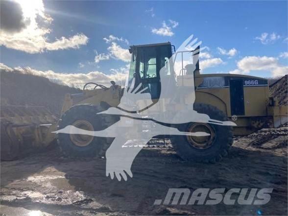 CAT 966G Фронтальные погрузчики