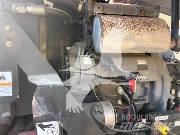 JLG 450AJ II Коленчатые подъемники