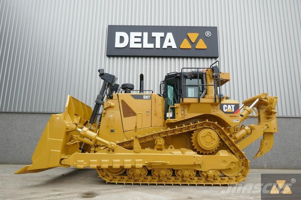 CAT D8T Гусеничные бульдозеры