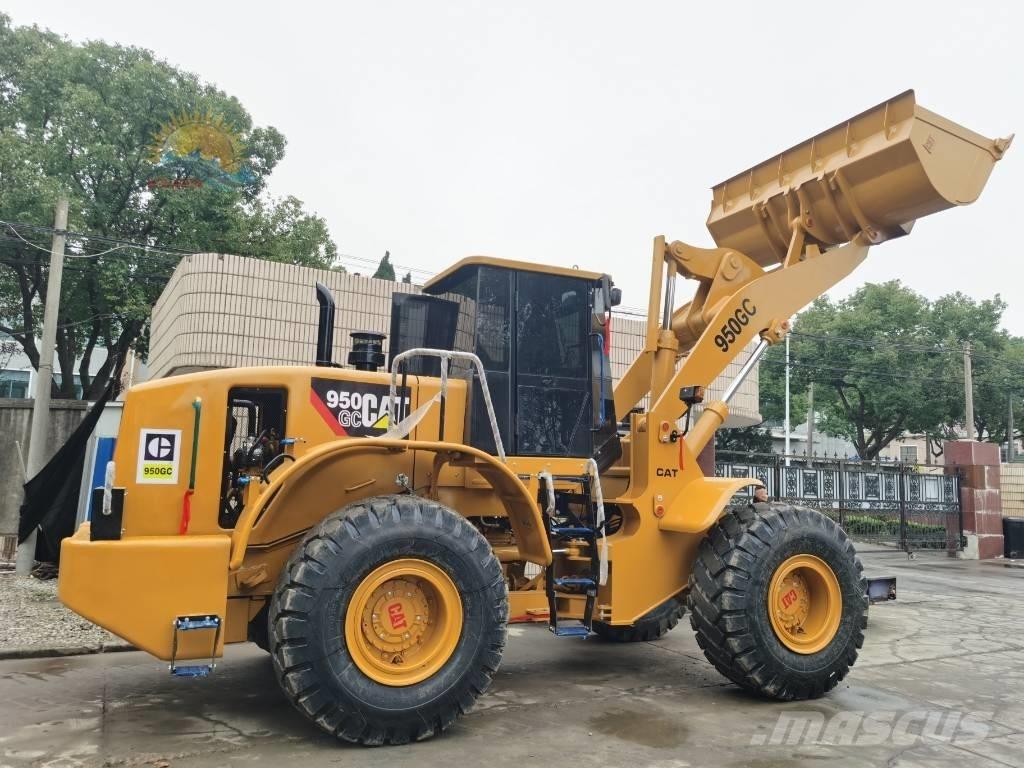 CAT 950 GC Фронтальные погрузчики