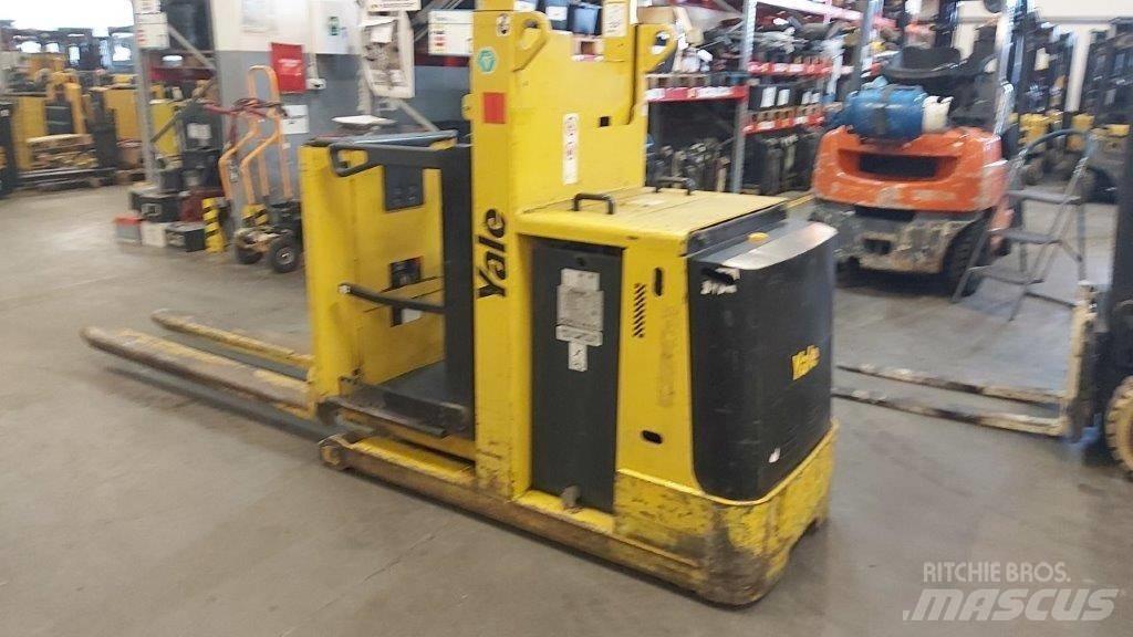 Yale MO10E Горизонтальные комплектовщики