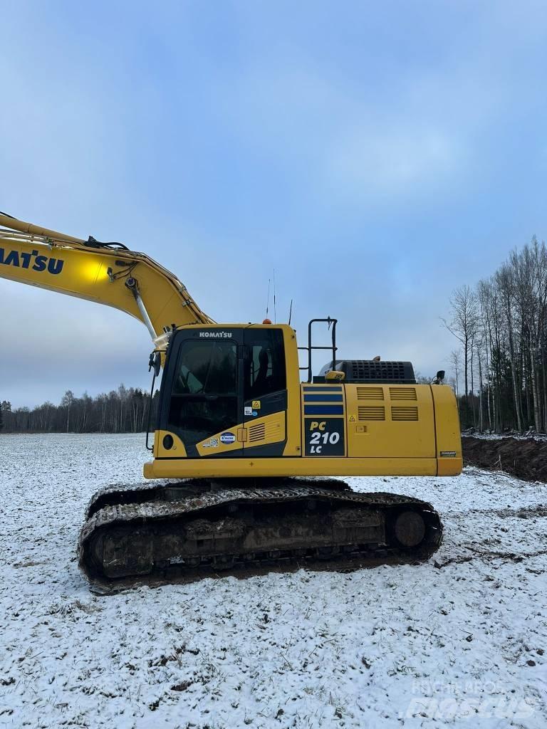 Komatsu PC210LC-11 Гусеничные экскаваторы