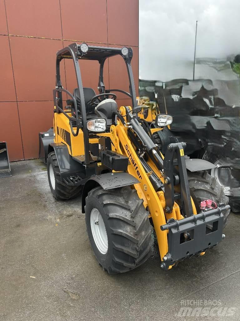 Schäffer 2445S Мини-погрузчики