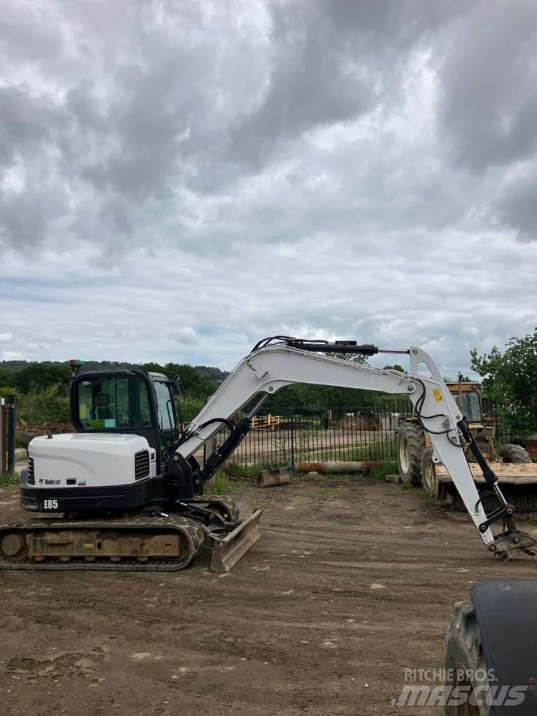 Bobcat E 85 Малые экскаваторы 7т-12т