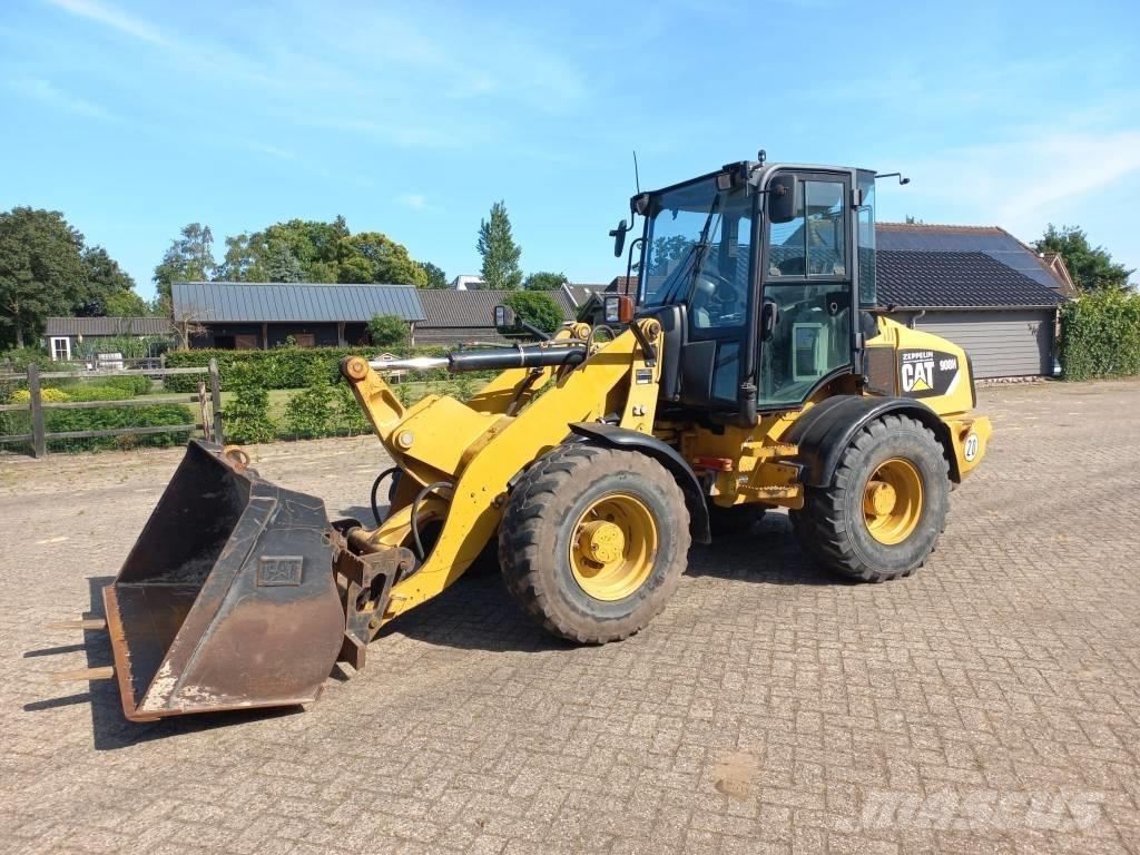 CAT 908 H Фронтальные погрузчики