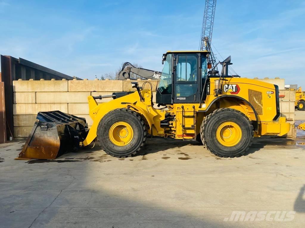 CAT 950 GC Фронтальные погрузчики