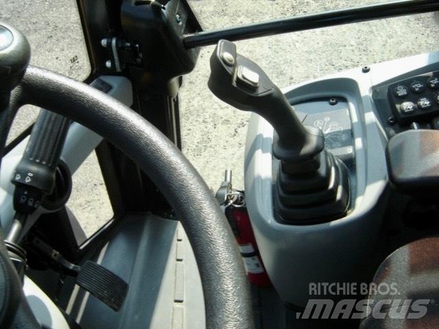 CAT 910 M Фронтальные погрузчики