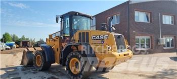 CASE 721 F Фронтальные погрузчики