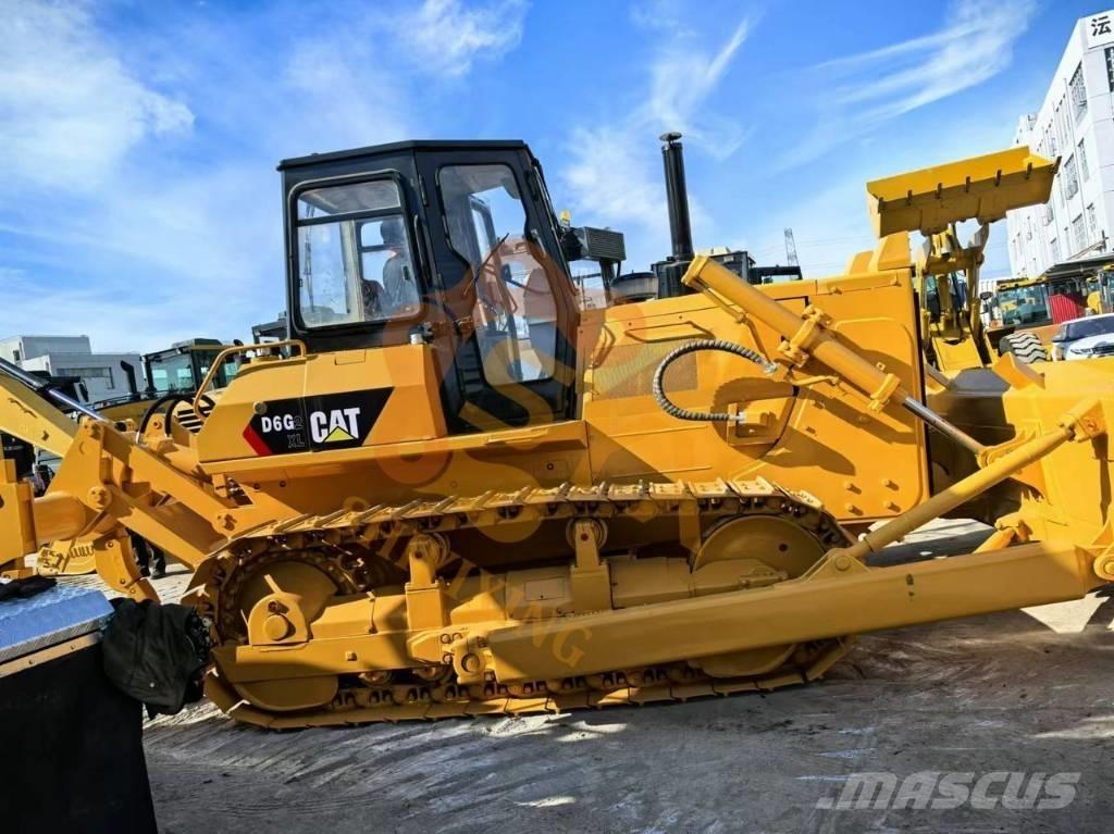 CAT D6G Гусеничные бульдозеры