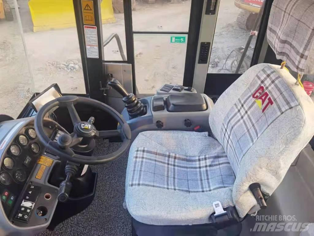 CAT 966 H Фронтальные погрузчики
