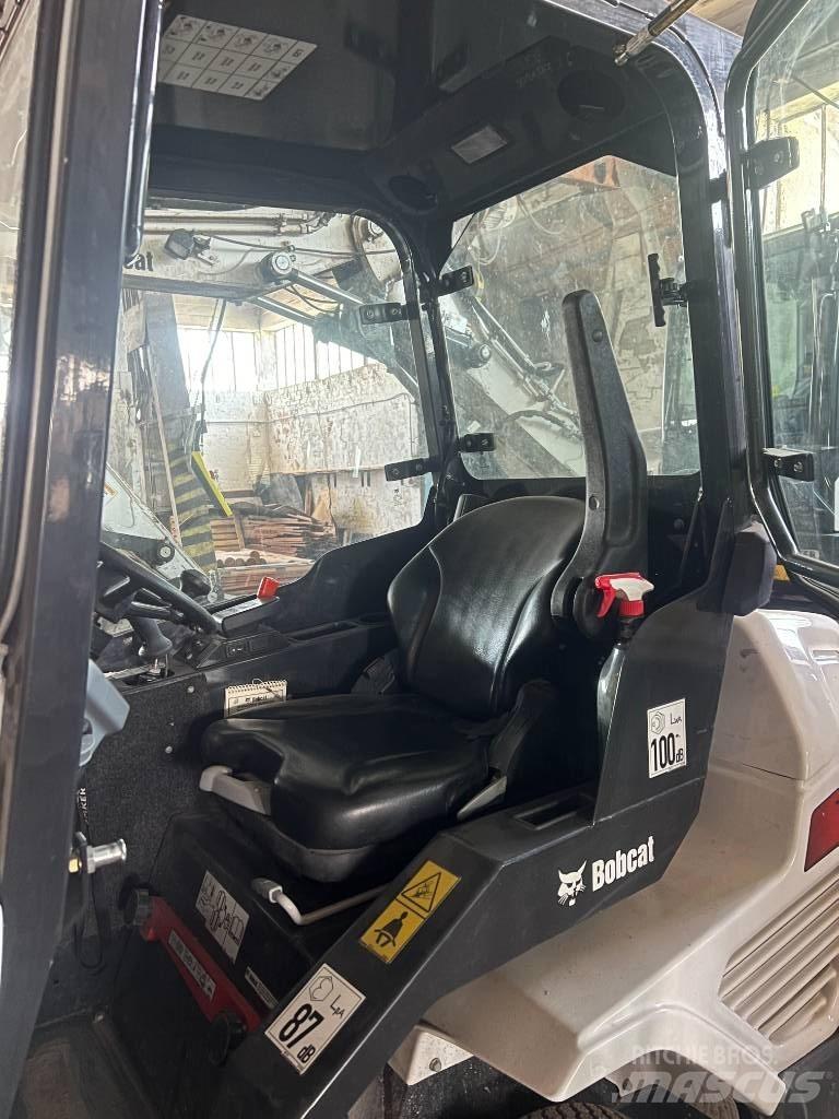 Bobcat L 23 Малые погрузчики