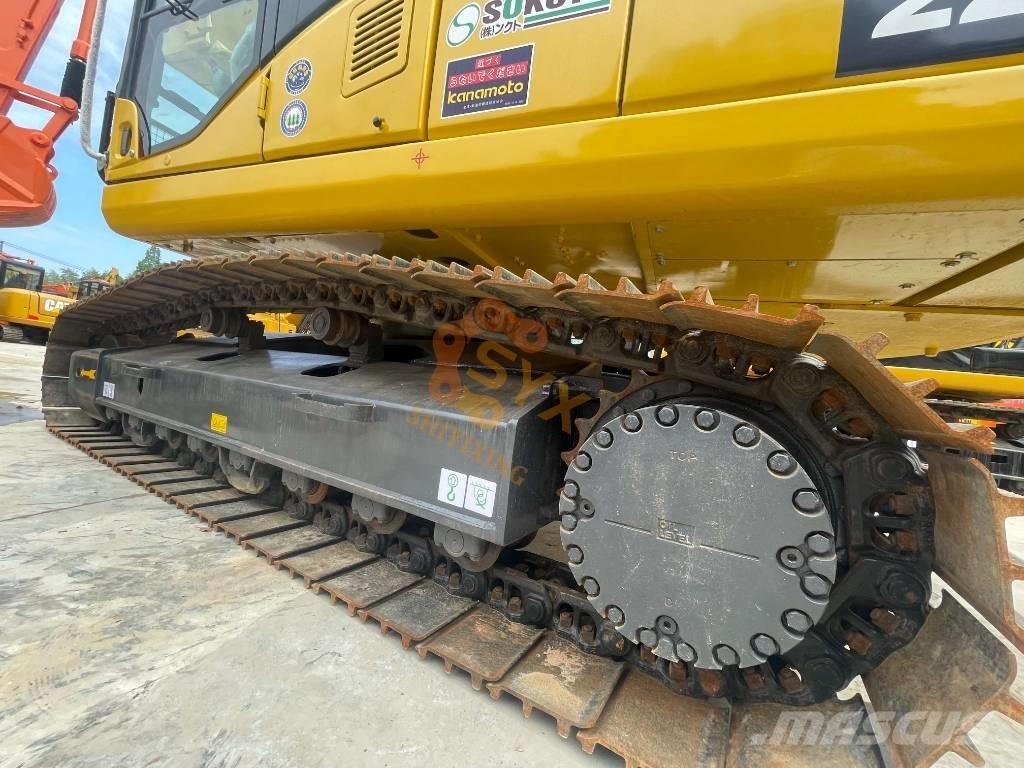 Komatsu PC 220-7 Гусеничные экскаваторы