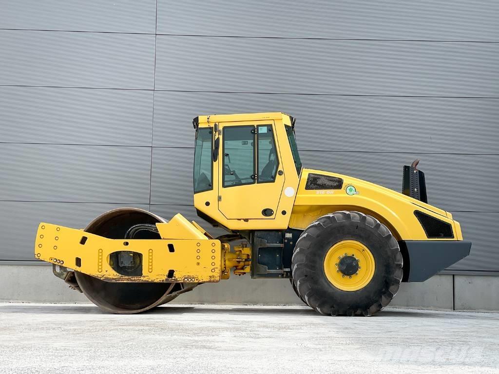 Bomag BW 216 DH-4i Грунтовые катки