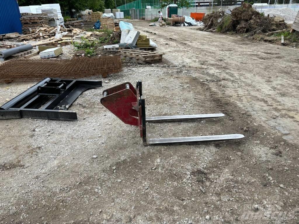 Takeuchi TB295W Колёсные экскаваторы