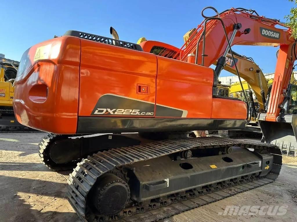 Doosan DX 225 LC Мини-экскаваторы
