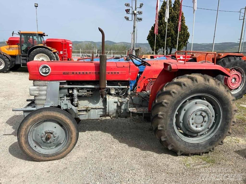 Massey Ferguson 165 Трактора