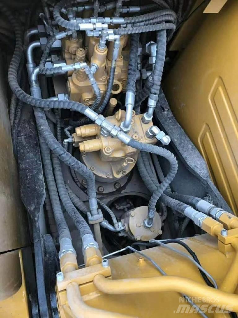 Sany SY 135 C Гусеничные экскаваторы