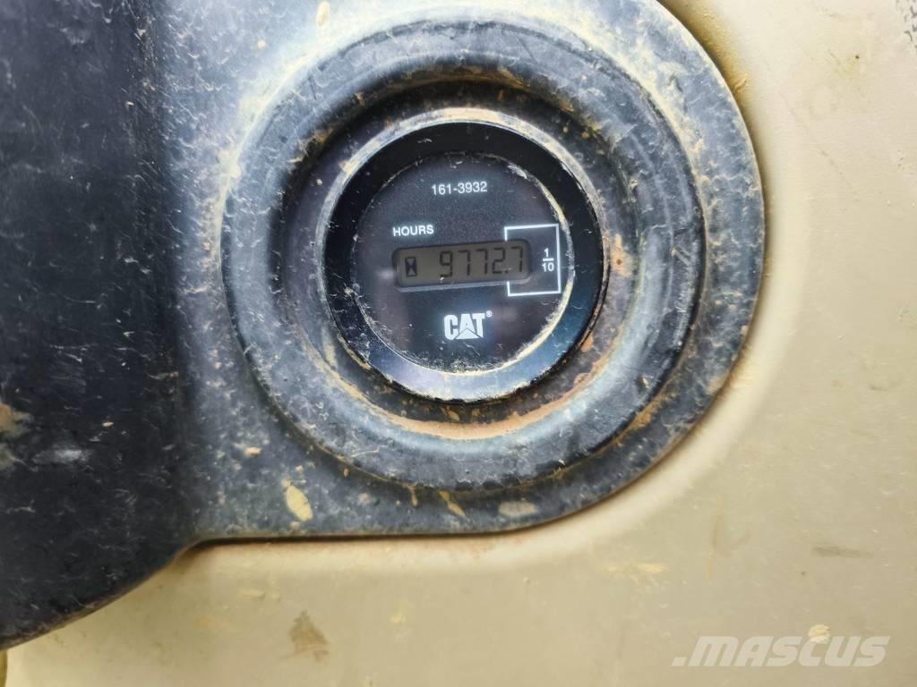 CAT 318 C Гусеничные экскаваторы