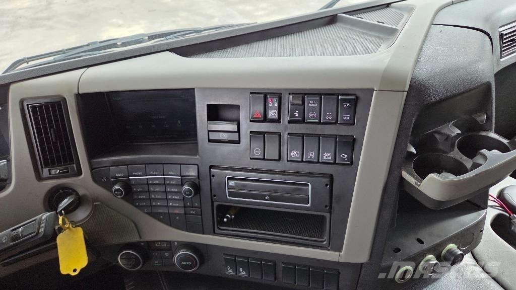 Volvo FM460 6X2*4 Грузовики-Мультилифты