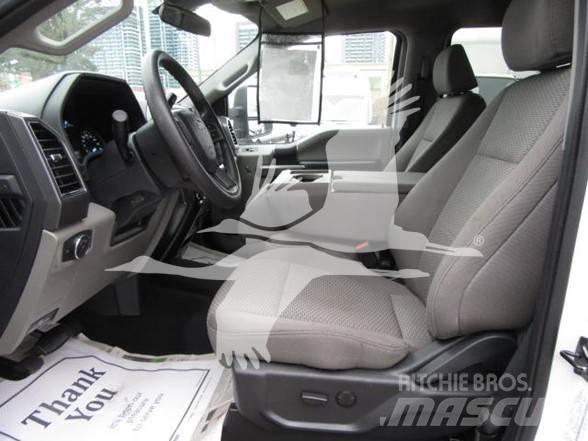 Ford F250 Строительная техника - Другие