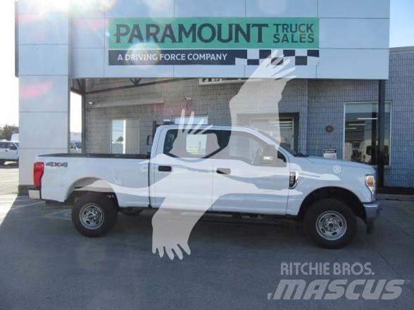 Ford F250 Строительная техника - Другие