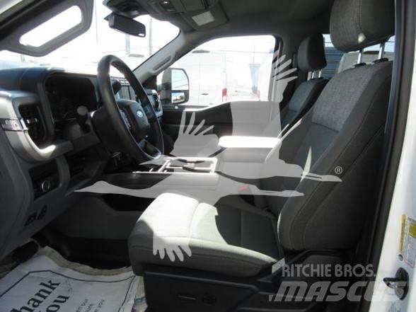 Ford F250 Строительная техника - Другие