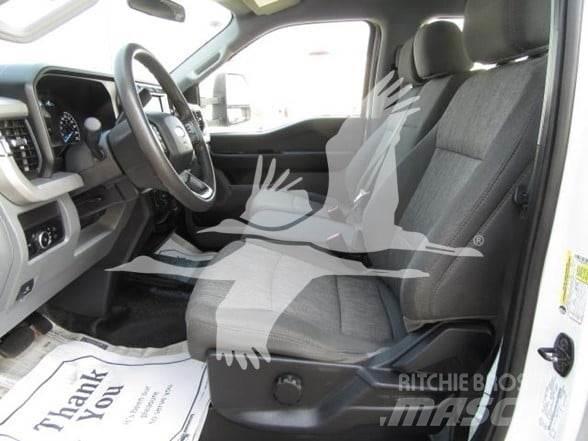 Ford F250 Строительная техника - Другие