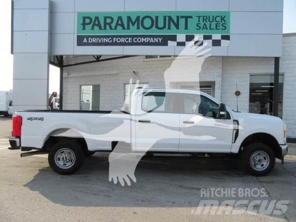 Ford F250 Строительная техника - Другие