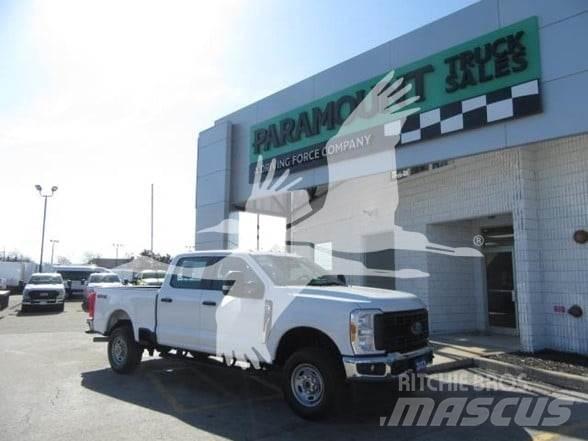Ford F250 Строительная техника - Другие