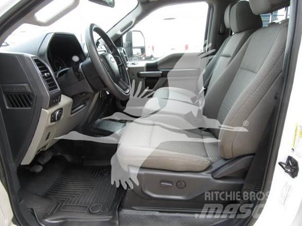 Ford F350 Строительная техника - Другие