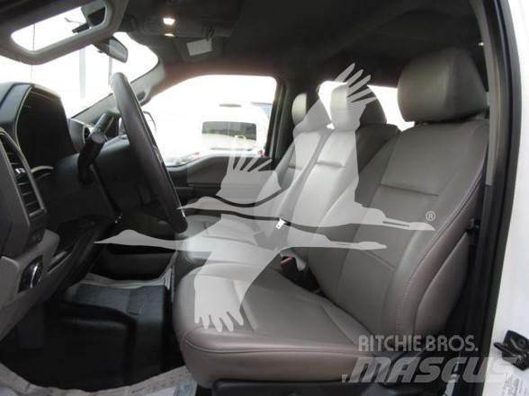 Ford F350 Грузовики-платформы/боковая разгрузка