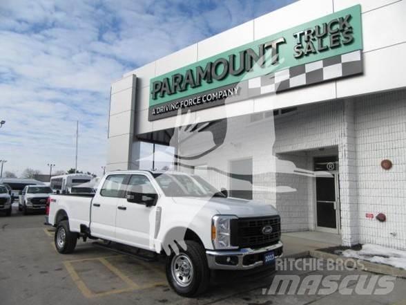 Ford F350 Строительная техника - Другие