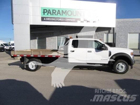 Ford F550 Грузовики-платформы/боковая разгрузка