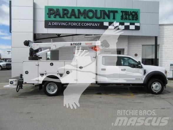Ford F550 Строительная техника - Другие