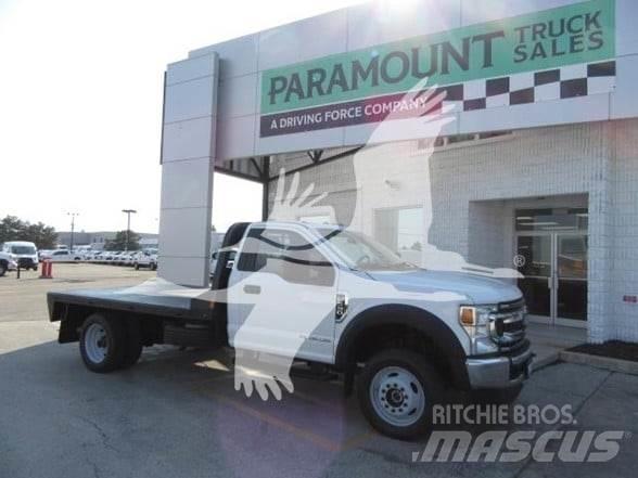 Ford F550 Грузовики-платформы/боковая разгрузка