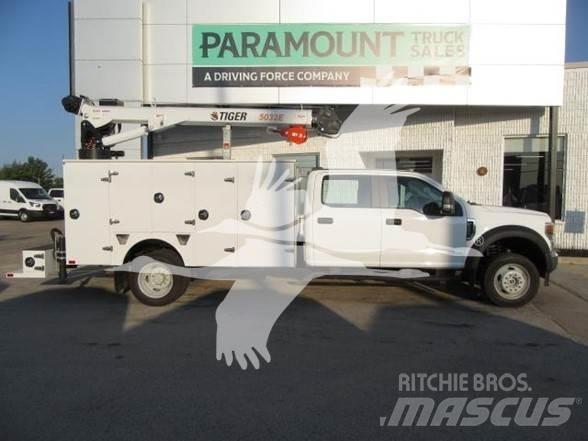 Ford F550 Строительная техника - Другие