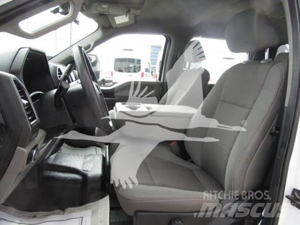 Ford F550 Грузовики-Самосвалы
