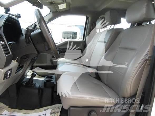 Ford F550 Грузовики-Самосвалы