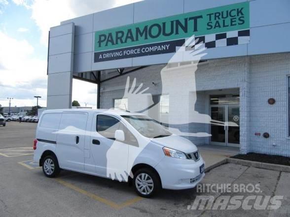 Nissan NV200 Строительная техника - Другие