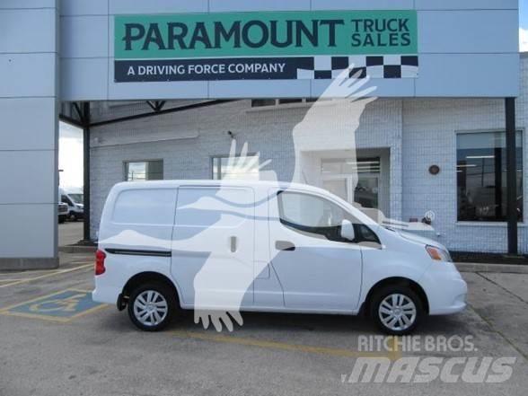 Nissan NV200 Строительная техника - Другие