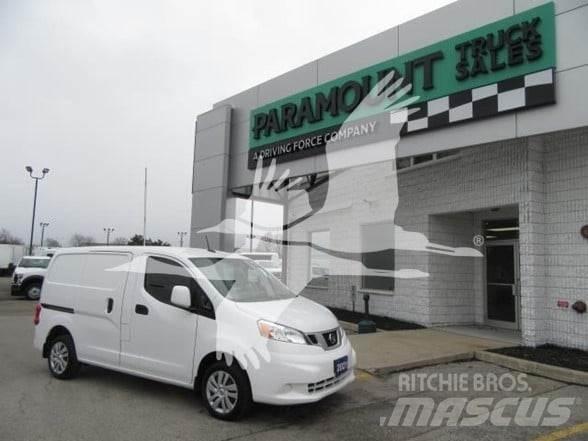 Nissan NV200 Строительная техника - Другие