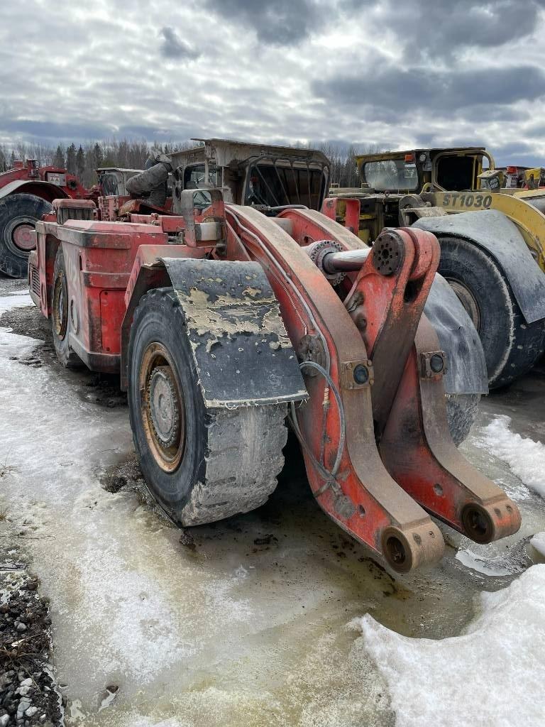 Sandvik LH 307 Подземные погрузчики