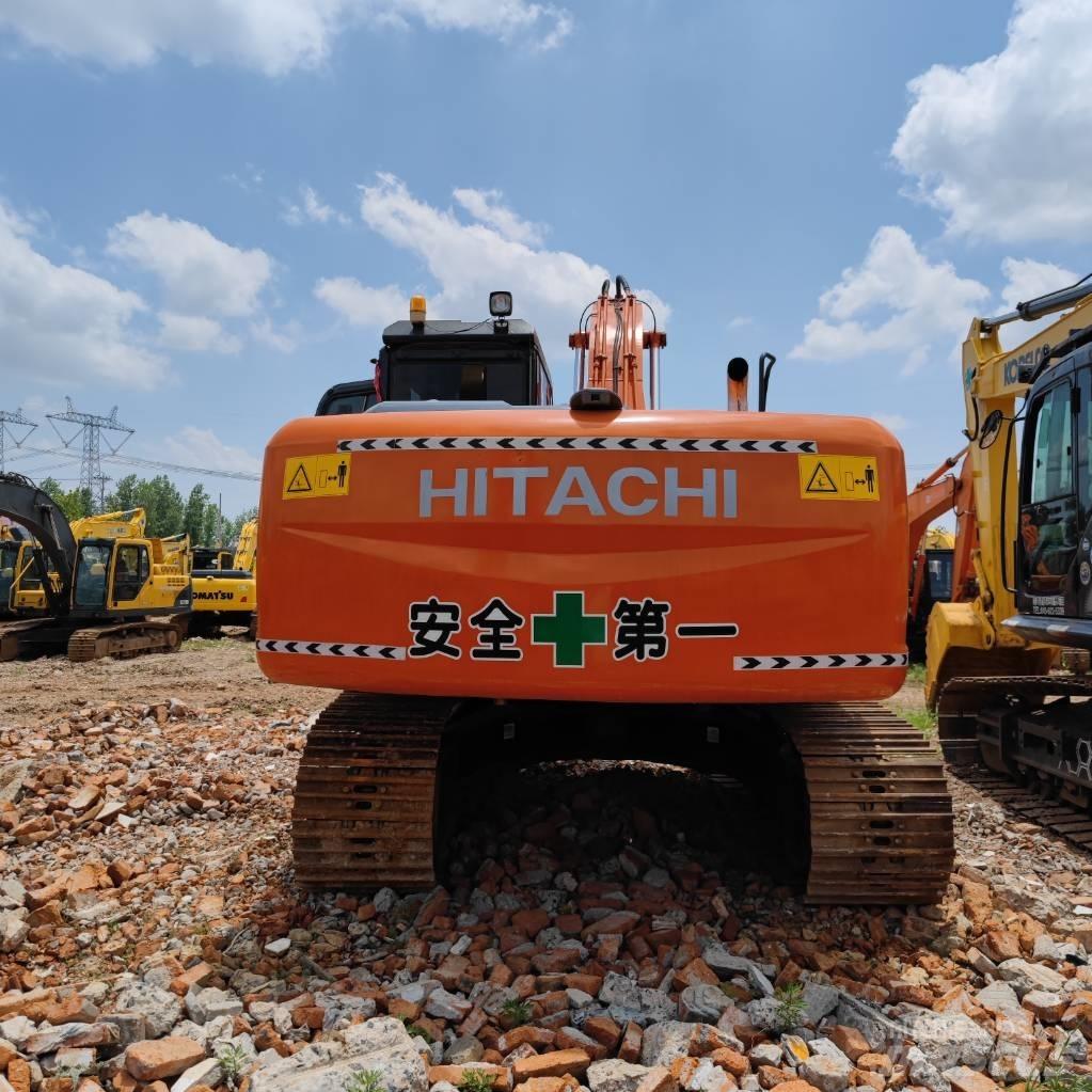 Hitachi ZX 200 Гусеничные экскаваторы