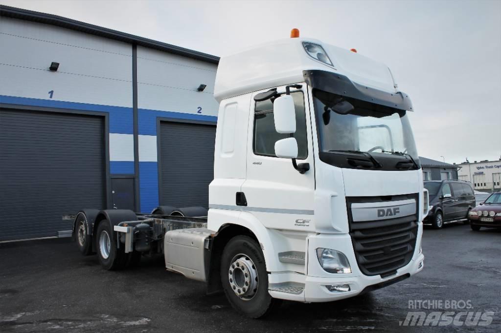 DAF CF 440 FAN Шасси с кабиной