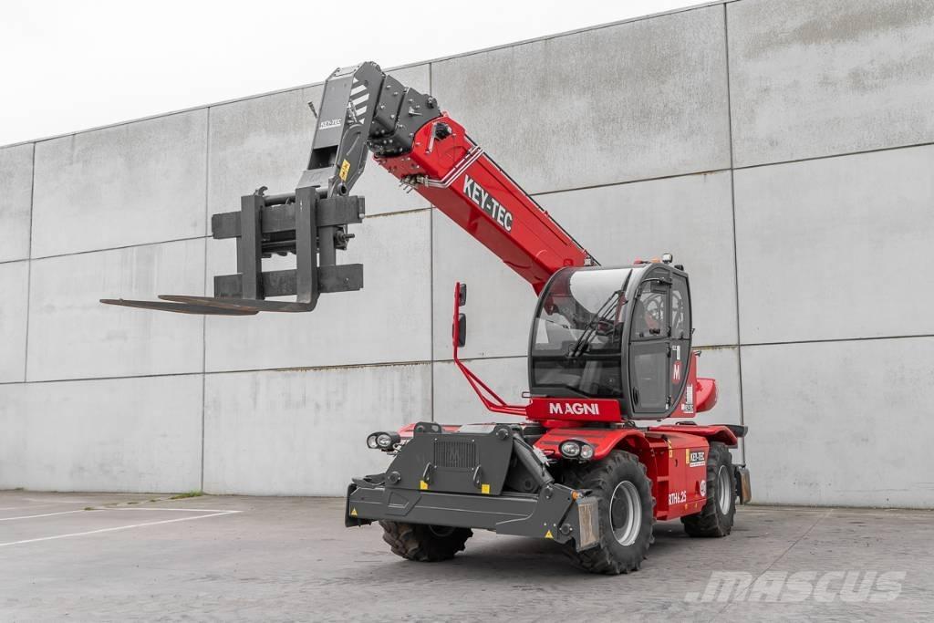 Magni RTH 6.25 Телескопические погрузчики