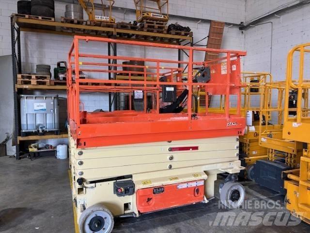 JLG ES3246 Ножничные подъемники